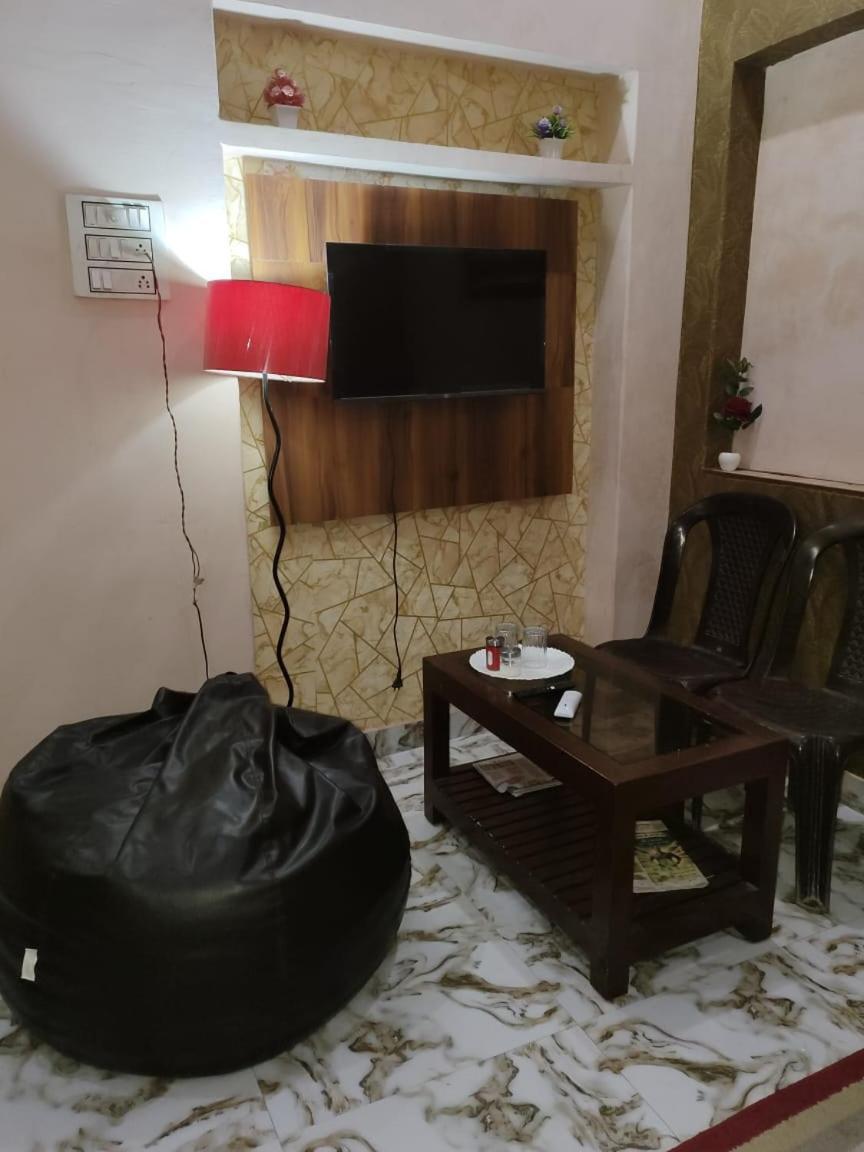 Dil Se Banarasiya - Atithidevobhava Homestay